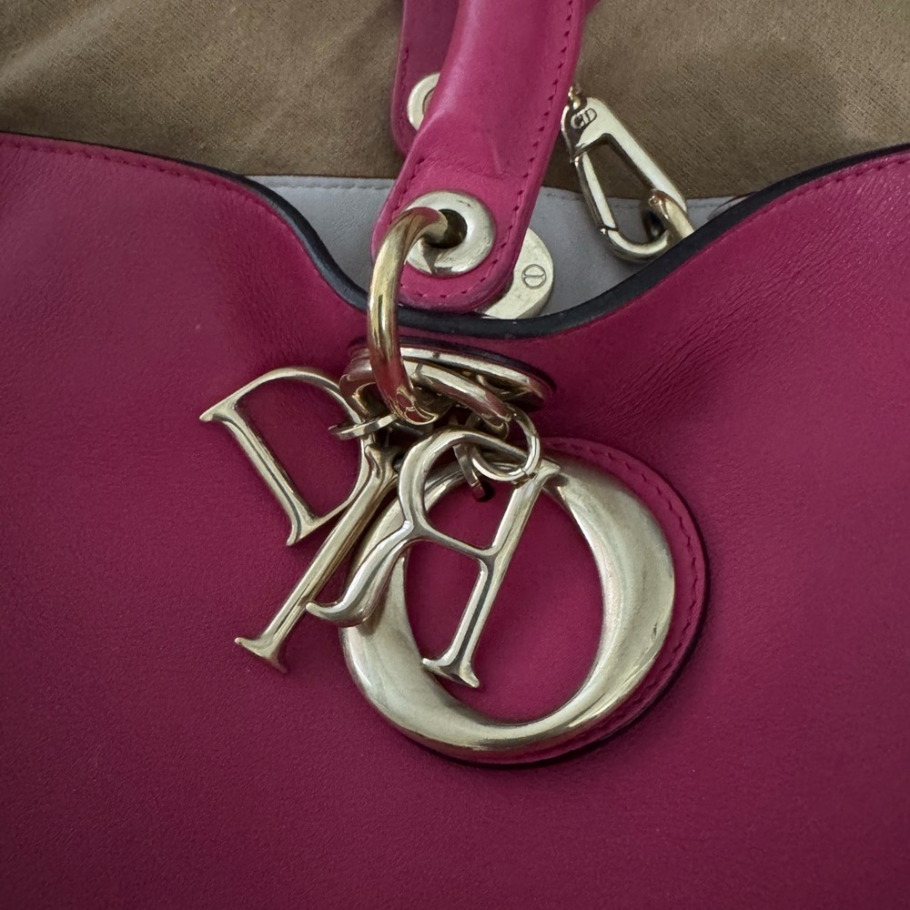 Christian Dior Medium Diorissimo Pink Tote bag w/ Pouch - Picture 3 of 7